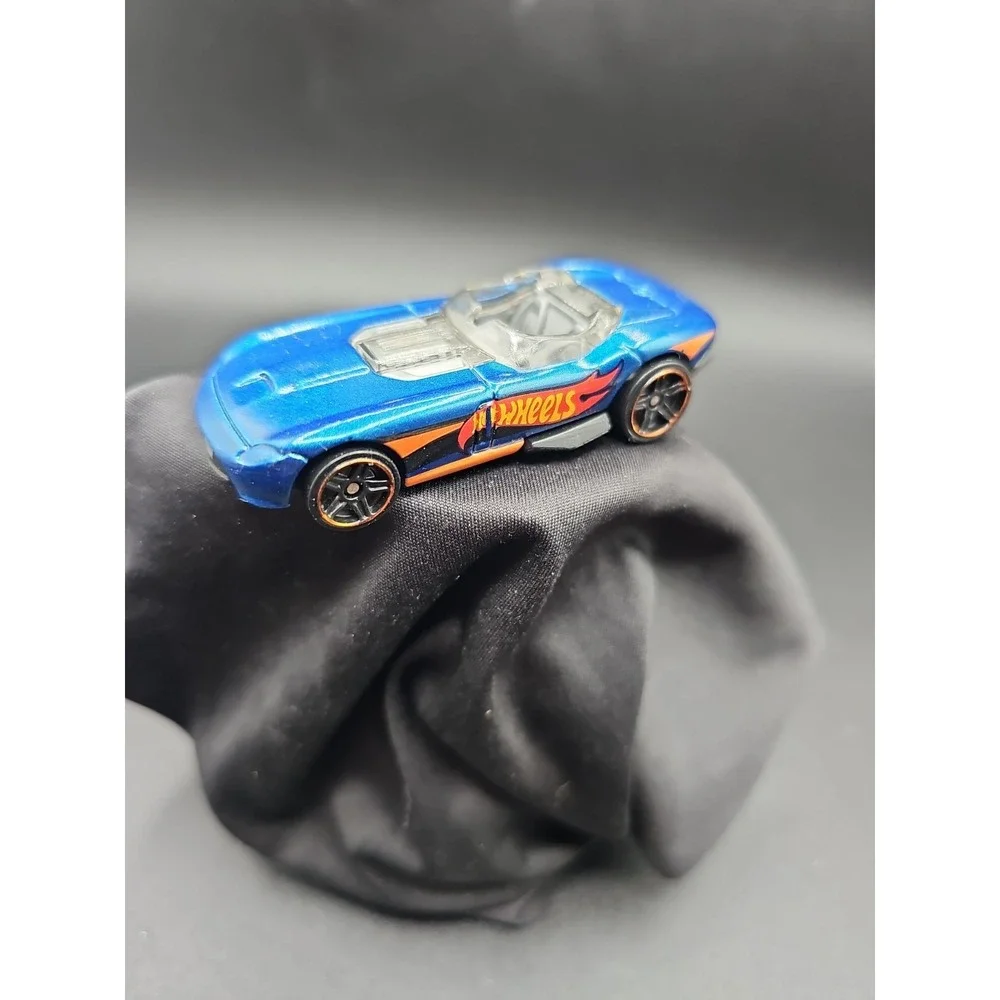 Hot Wheels 2013 Super Treasure Hunt RRROADSTER LOOSE BB